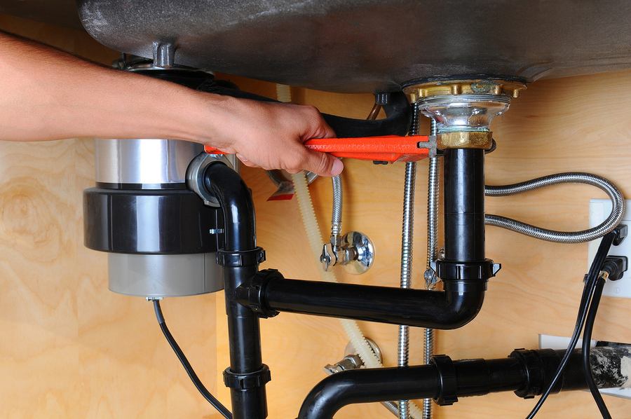 Garbage Disposal Installation in Relampago