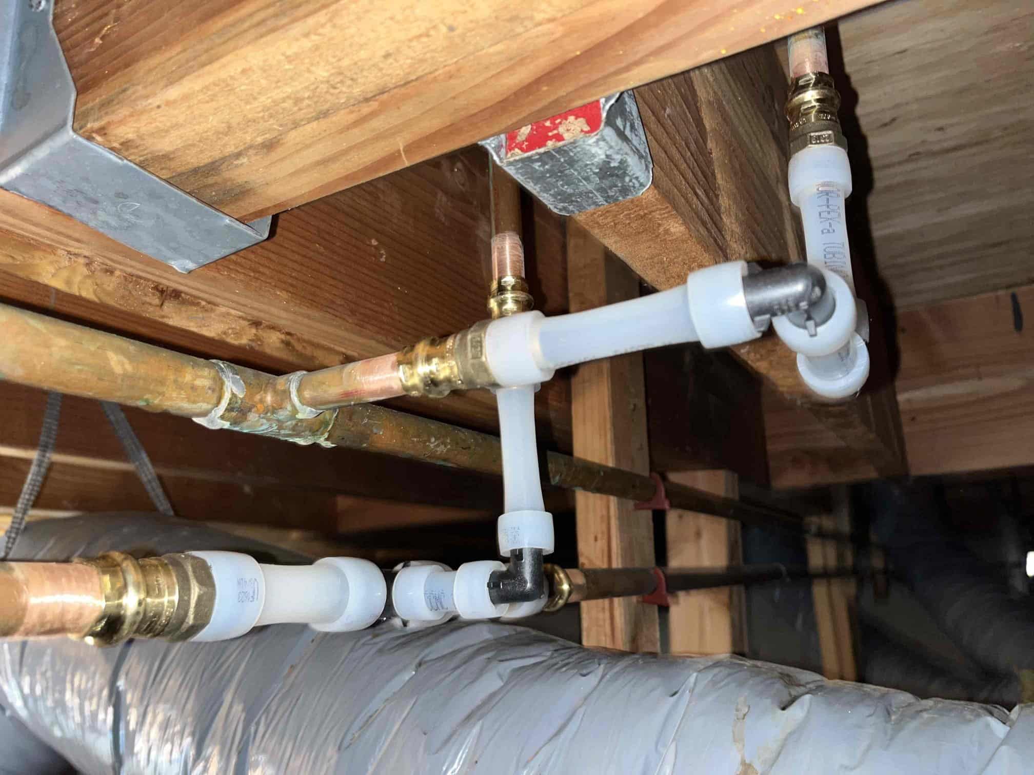 Water Line Repair in Relampago
